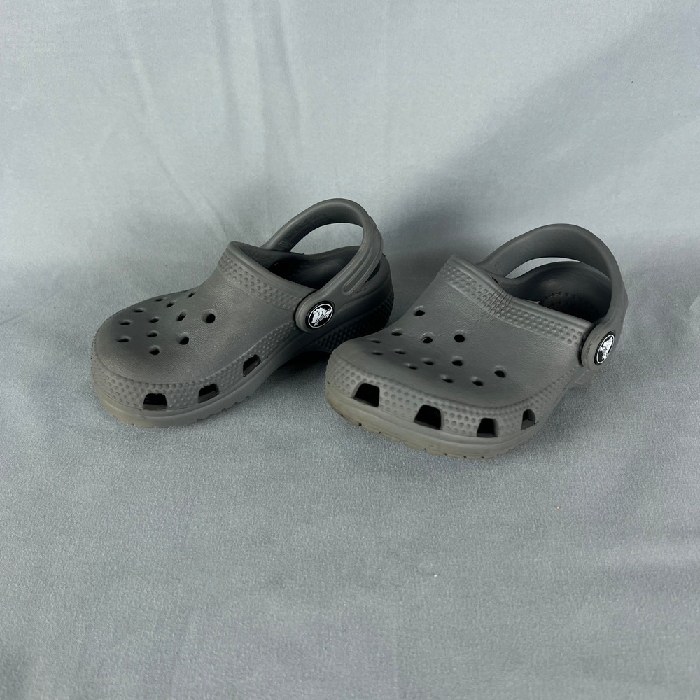 Crocs Classic Clogs Unisex Kids 7 Dark Gray Lightweight Water Resistant Slip On